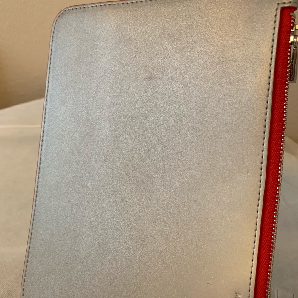 Marc Jacobs Pouch - Picture 5 of 7
